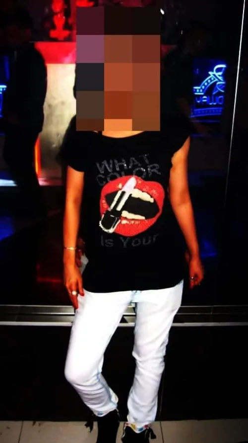 BDSM/Fetysze Ona młoda, egzotyczna