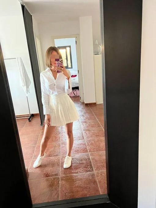 An attentive, sensual companion available for both incall and outcall, offering a complete experience designed for your pleasure.